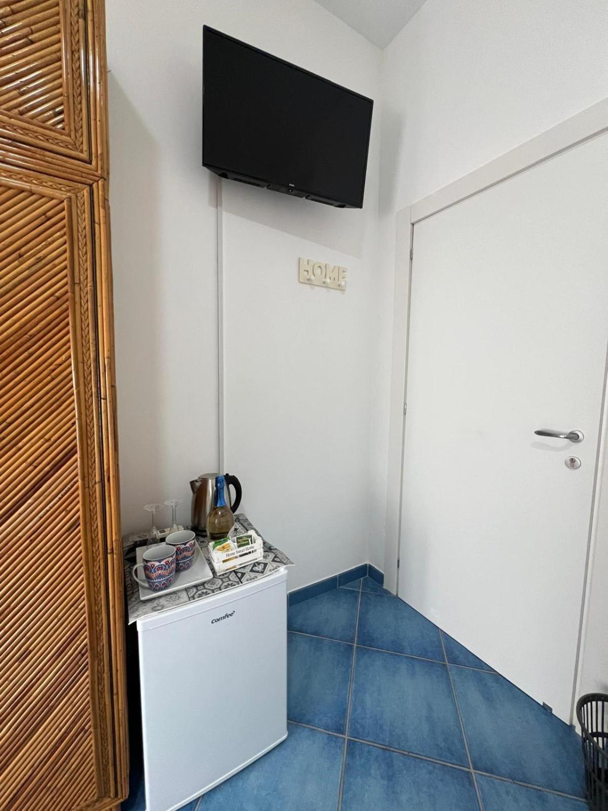 Casa Vacanza Imparo B&B Ischia Esterno foto